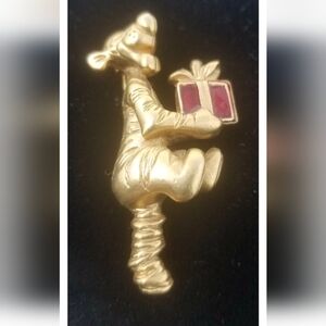 Vintage Gold Tone Disney Tigger Pin - Brooch